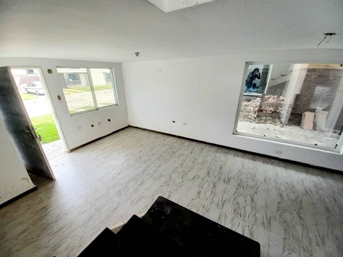 Imagen 6 de 17 de En Venta Hermoso Townhouse Maryori Wadskier 0414-9467879