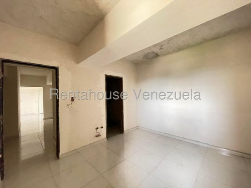 Apartamento En Venta Urb. Base Aragua 26-341 Df