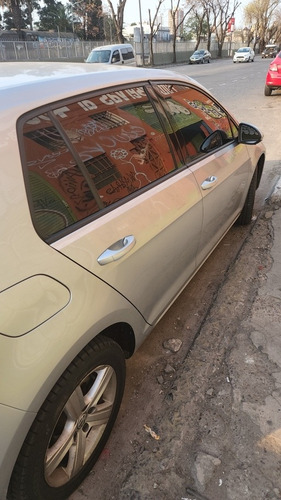 Imagen 5 de 9 de Volkswagen Golf 2016 1.6 Trendline
