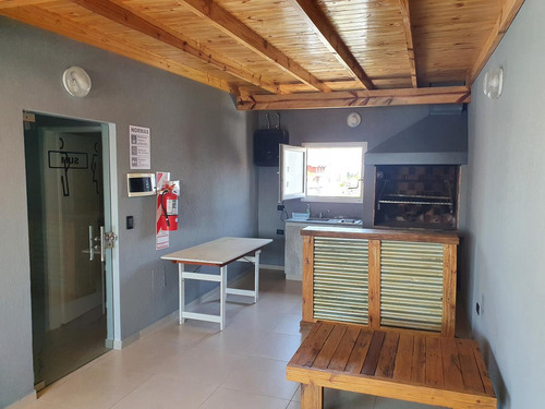 Venta De Departamento En Alvear Y Humberto Primo - Quilmes. Se Ofrece Financiación!