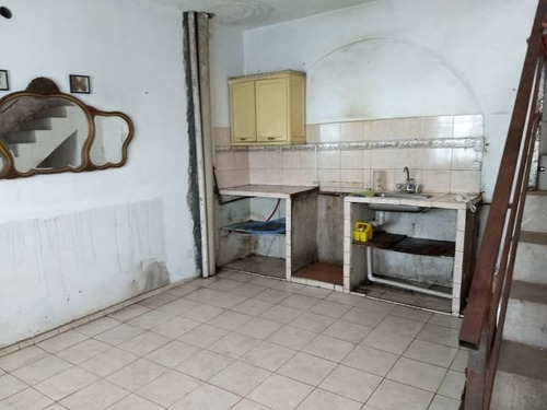 Imagen 2 de 11 de Propiedad Con Dos Departamentos Y Casa En Venta Con Patios C/u