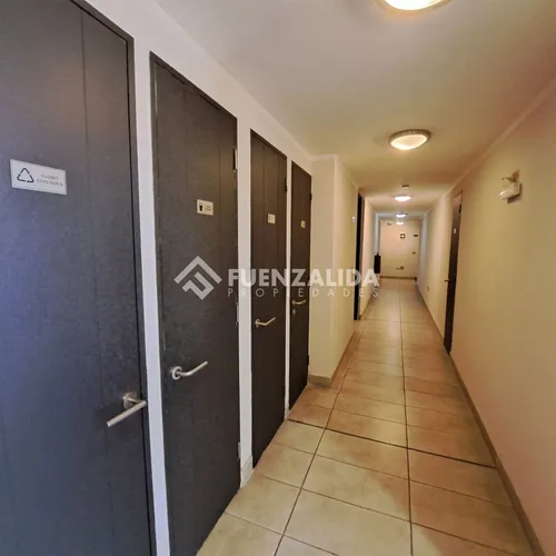 Departamento Seminuevo En Venta De 2d/1b Metro Lo Ovalle