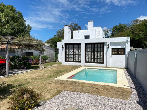 Casa En Alquiler Por Temporada De 4 Dormitorios En La Barra (ref: Bpv-8714)