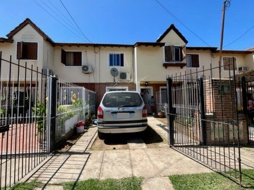 Imagen 2 de 10 de Casa En Venta En Grand Bourg