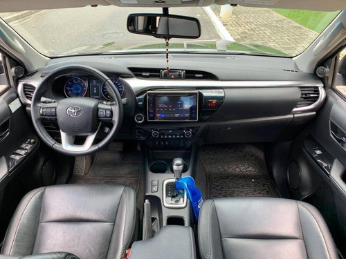 Imagem 13 de 15 de Toyota Hilux 2.8 Srv 4x4 Cd 16v Diesel 4p Automático