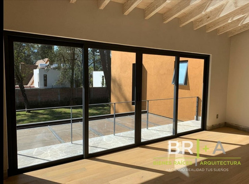 Imagen 21 de 24 de Casa Nueva Cerca De La Cascada Velo De Novia En Valle De Bra