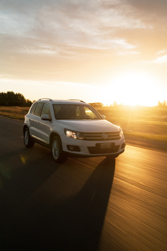 Volkswagen Tiguan 2.0 Sport & Style Tsi 200cv