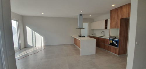 Imagen 7 de 10 de En Renta Preciosa Residencia En Colinas De Juriquilla, 5 Rec