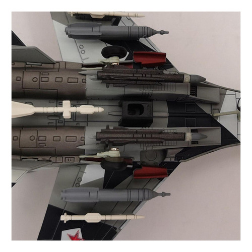 * Caça Russo Su-35 Com Liga De Suporte De Avião Fundido Para