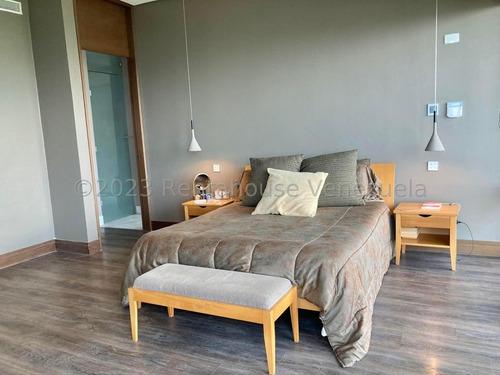 La Mejor Casa Con Modernos Materiales De Construccion En Venta En La Lagunita Country Club Yf