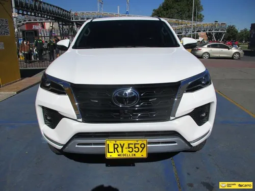 Toyota Fortuner Srv Diesel 2.4 Turbo At Aa