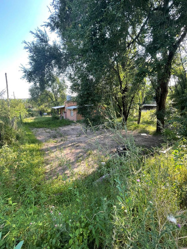 Amplio Lote + Construccion En B° La Quebrada - Rio Ceballos