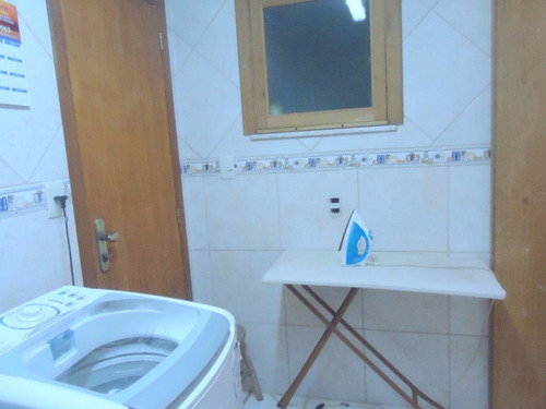 Casa Em Condomínio De 3 Dormitórios - 4212