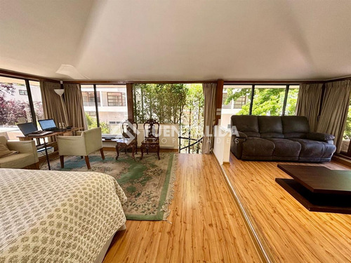 Casa En Venta De 3 Dorm. En La Reina