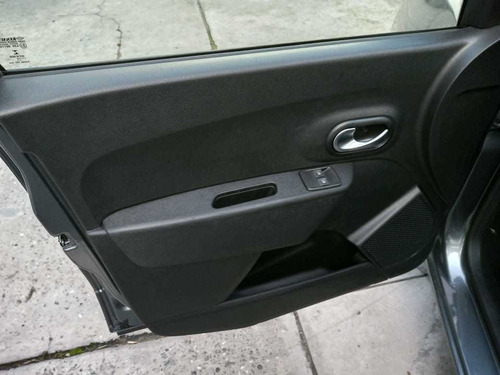 Imagen 14 de 14 de Renault Kangoo 1.6 Zen Entrega Inmediata Hay Disponible (eo)
