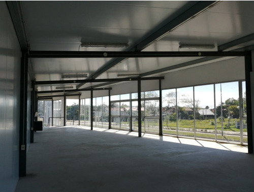 Venta Gran Esquina En Excelente Punto