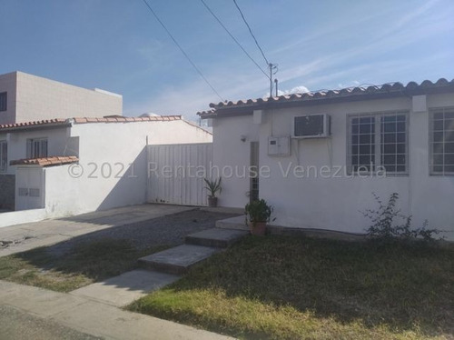 Imagen 24 de 30 de Casas En Venta Cabudare /04245565759