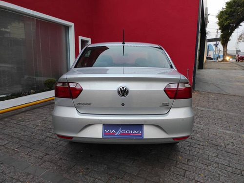 Imagem 7 de 15 de Volkswagen Voyage 1.6 16v Msi Totalflex 4p Automático