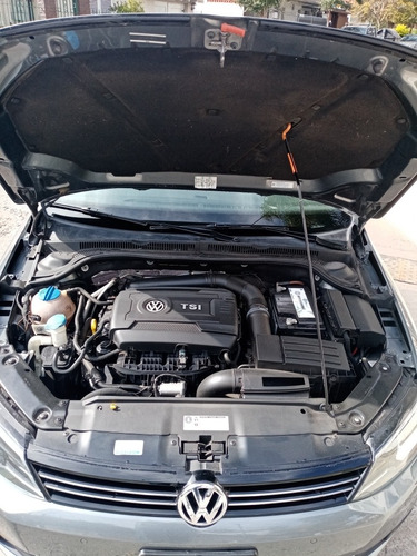 Volkswagen Vento 2.0 Sportline Tsi 200cv Dsg 2013