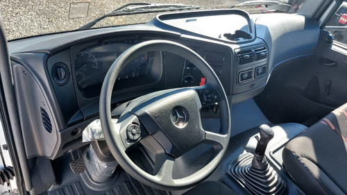 Mercedes Benz Mb Atego 1726 Ano 2024 No Chassi