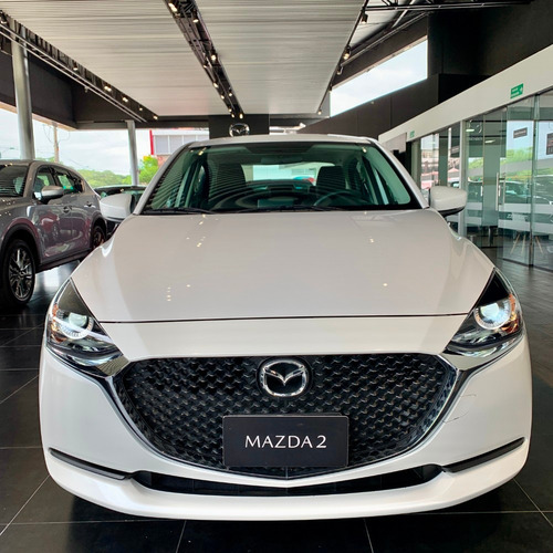 Imagen 2 de 14 de Mazda 2 Sedan Touring Mt Blanco