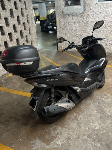 Honda Pcx Abs Cinza Com Baú Atrás