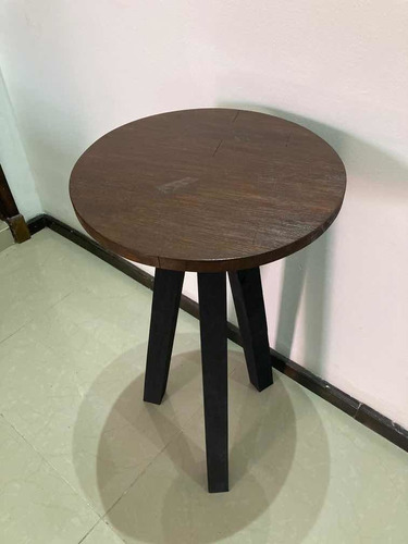 Mesa Auxiliar - Table Designs