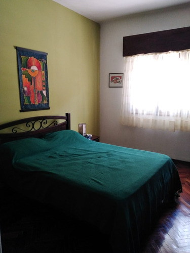 Casa De 3 Dormitorios, Palermo.