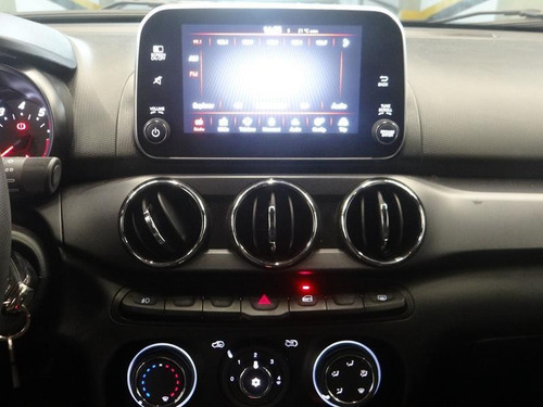 Imagem 11 de 14 de Fiat Argo 1.8 E.torq Trekking