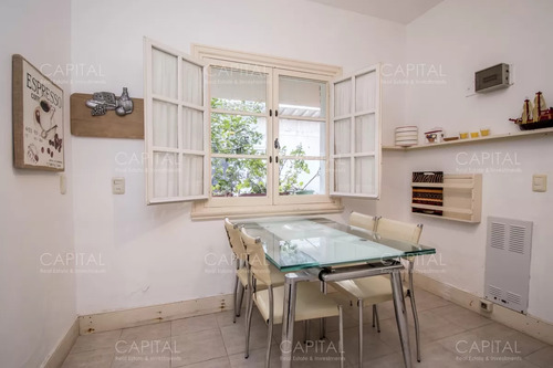 Excelente Casa De Cinco Dormitorios En Venta - Golf Punta Del Este