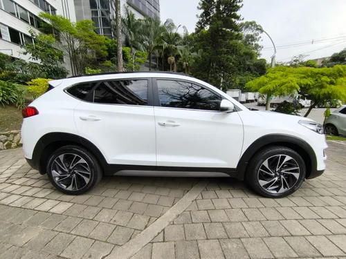 Hyundai Tucson 2.0 Limited 4X4 At