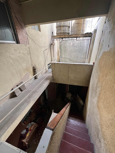 Hermosa Casa 5 Ambientes En Venta *mataderos*