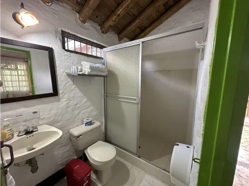 Se Vende Finca Hotel Cerca Al Parque Del Café Pueblo Tapao Quindio