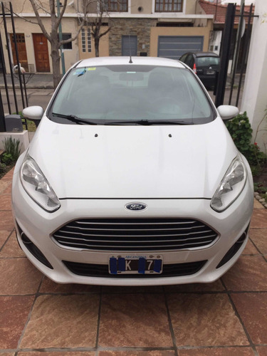 Imagen 3 de 10 de Ford Fiesta Kinetic Desing Se 1.6 120cv
