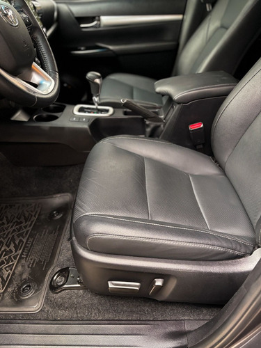 Toyota Hilux 2.8 Tdi Srx Cab. Dupla 4x4 Aut. 4p