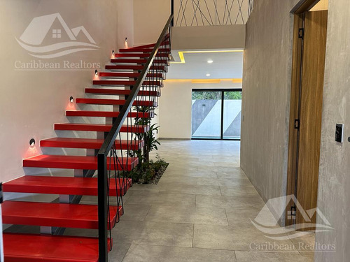 Casa Nueva En Venta En Via Cumbres Cancun