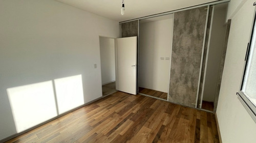 Imagen 6 de 14 de Departamento En Venta En Lanus Oeste