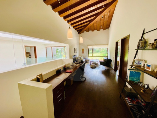 Casa En Venta En Club De Golf Los Encinos