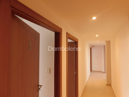 Imagen 11 de 19 de Oficina En Venta O Permuta Ubicado En Moreno, Moreno