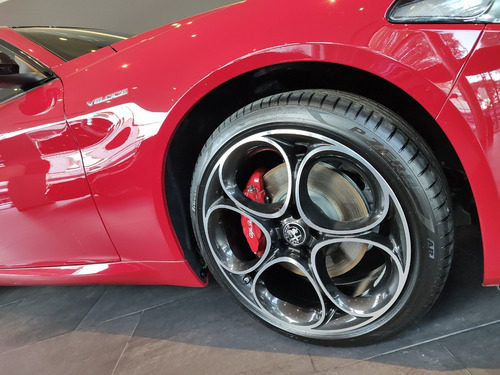 Alfa Romeo Giulia 2.0 280cv Veloce
