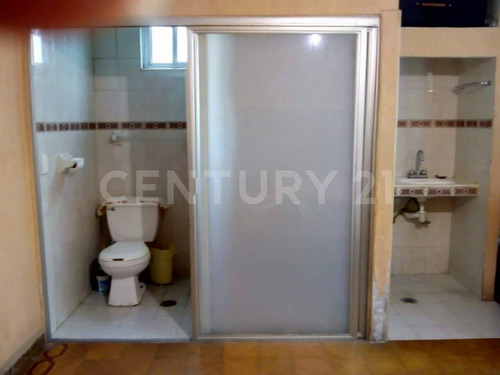 Imagen 9 de 18 de Casa En Condo. En Venta Con Excelente Metraje De Terreno, No Comparte Muros.