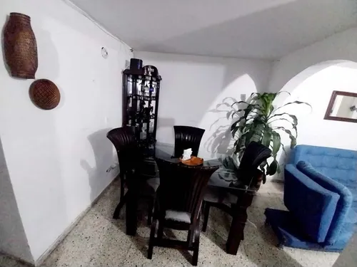 Casa En Venta En Los Bucaros. Cod V12858