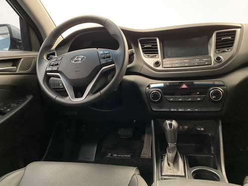 Imagen 12 de 15 de Hyundai Tucson 2.0 4x2 At Premium 2017