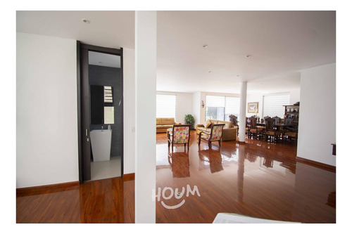 Imagen 1 de 30 de Casa En Siberia. 4 Habitaciones, 400 M²