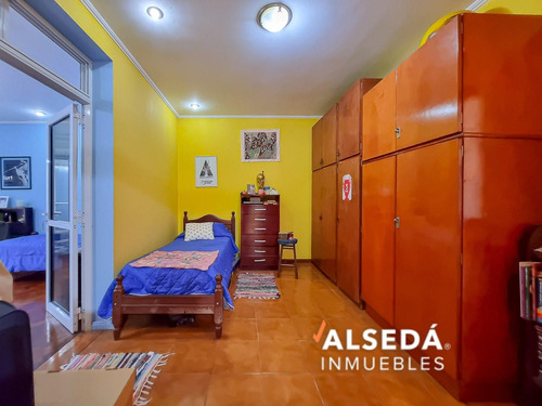 Casa En Venta Rosario Zona Sur Cochera, Jardin Y Pileta.