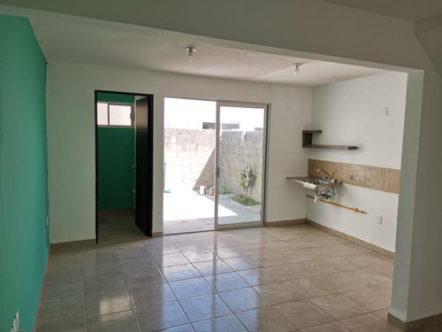 Imagen 2 de 12 de Casa Sola En Venta Villa De Pozos