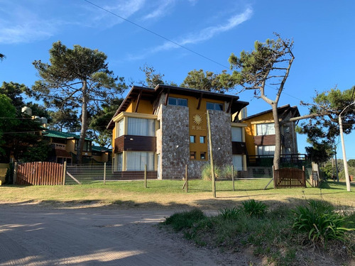 Imagen 1 de 14 de Casas En Barrio Norte De Gesell