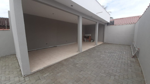 Imagem 14 de 16 de Casa Em Condominio Com Piscina