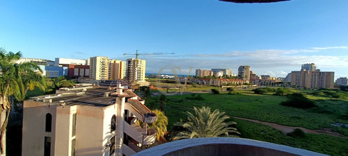 Imagen 10 de 13 de Apartamento En Alquiler Vacacional Conj. La Reserve - Costa Azul
