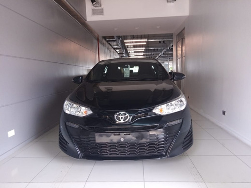 Toyota Yaris Xs Mt Hatchback
